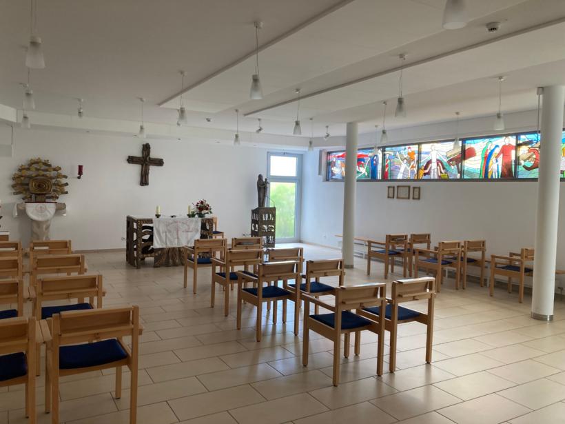 Innenansicht der Kapelle St. Elisabeth im Altenheim Hollfeld