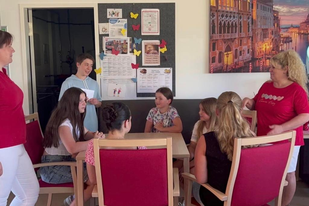 Spendenübergabe Kirchencafe